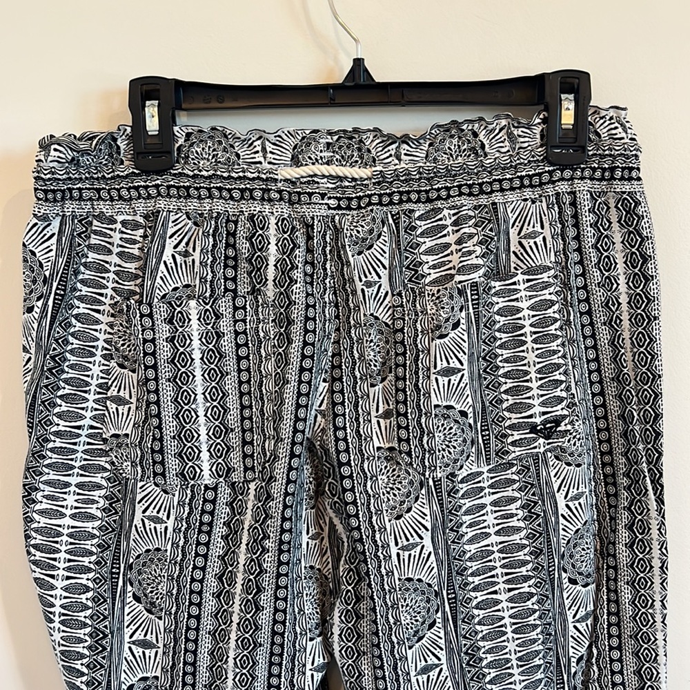 Roxy Draw String Linen Pants - image 4